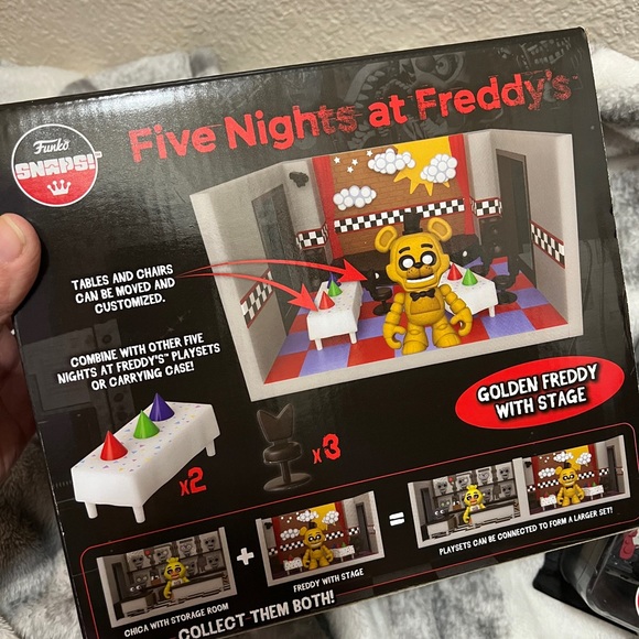 Snaps! Five Nights at Freddy’s FNAF Golden Freddy Stage FNAF Advent Pop Calendar - Picture 6 of 6